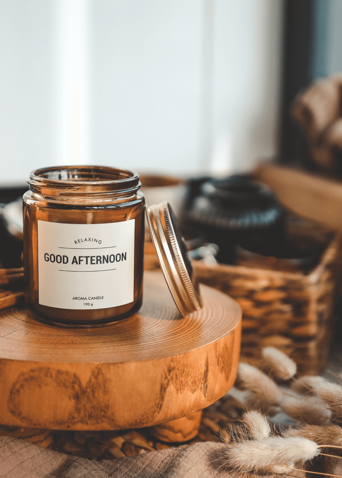 Bougie sur un socle en bois